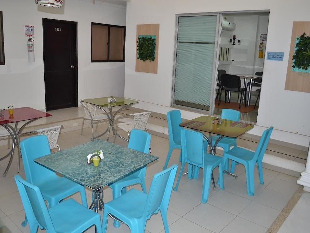 Ayenda Casa Real Hotel Montería Екстериор снимка