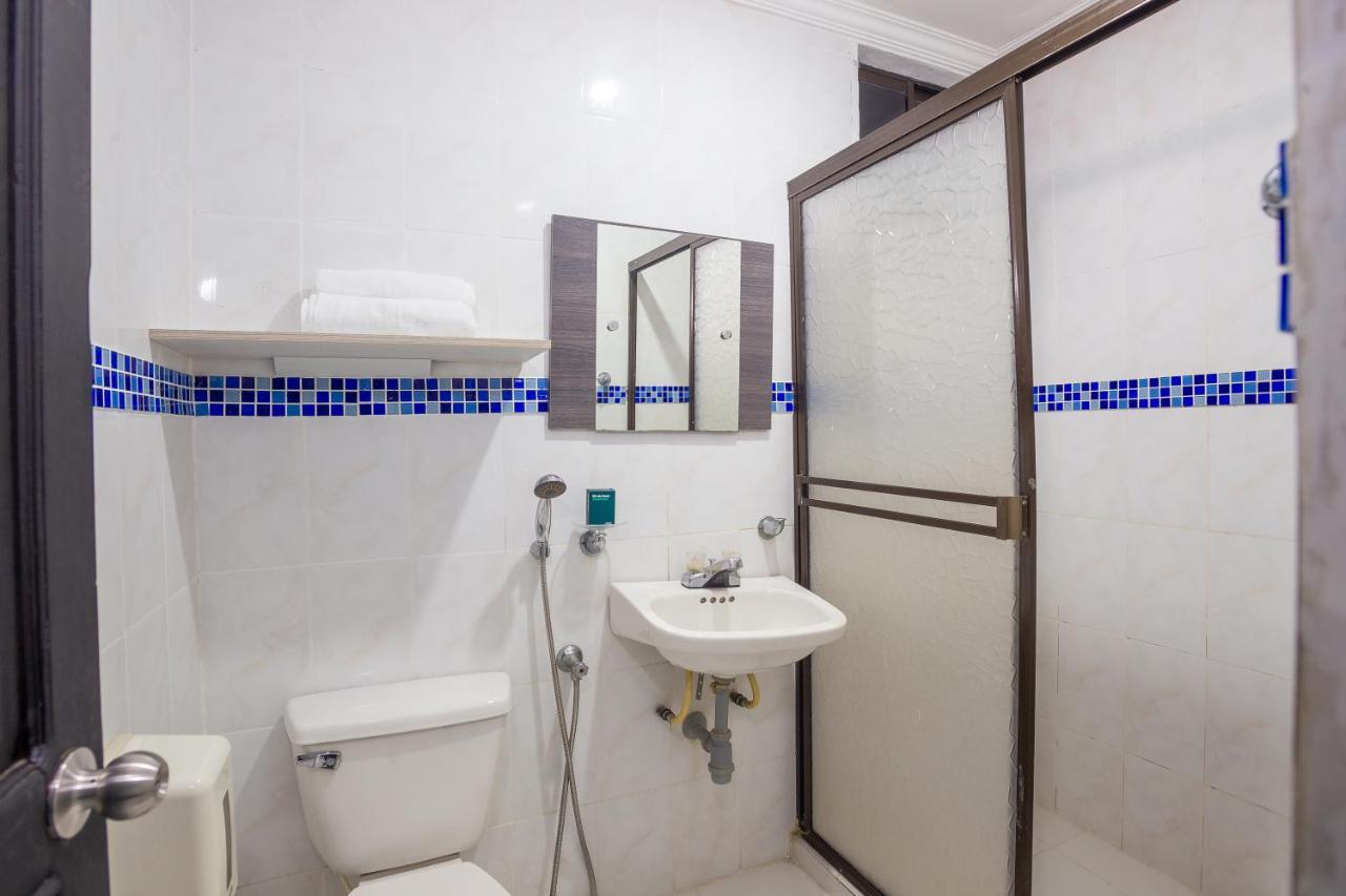 Ayenda Casa Real Hotel Montería Екстериор снимка