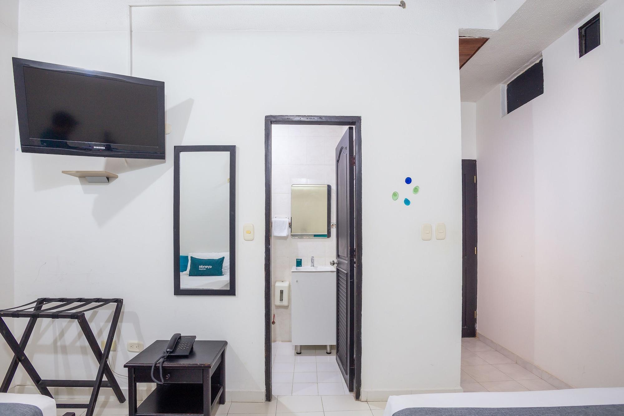 Ayenda Casa Real Hotel Montería Екстериор снимка